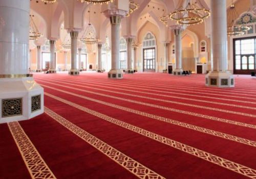 Red Mosque Carpets in Dubai